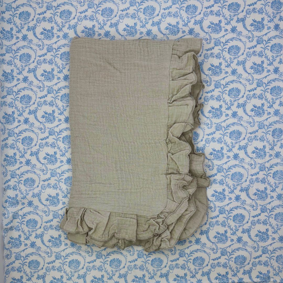 Muslin Ruffle Blanket